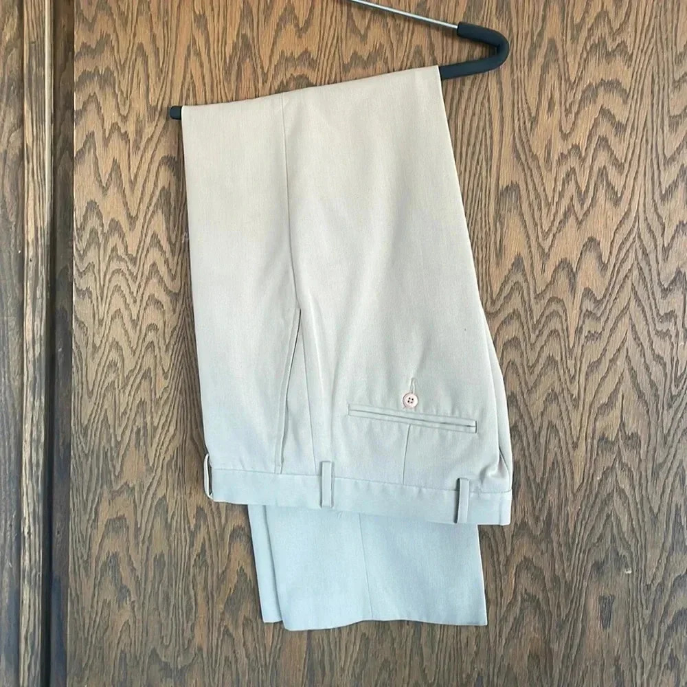 Cream J. Ferrar Slacks 32x32